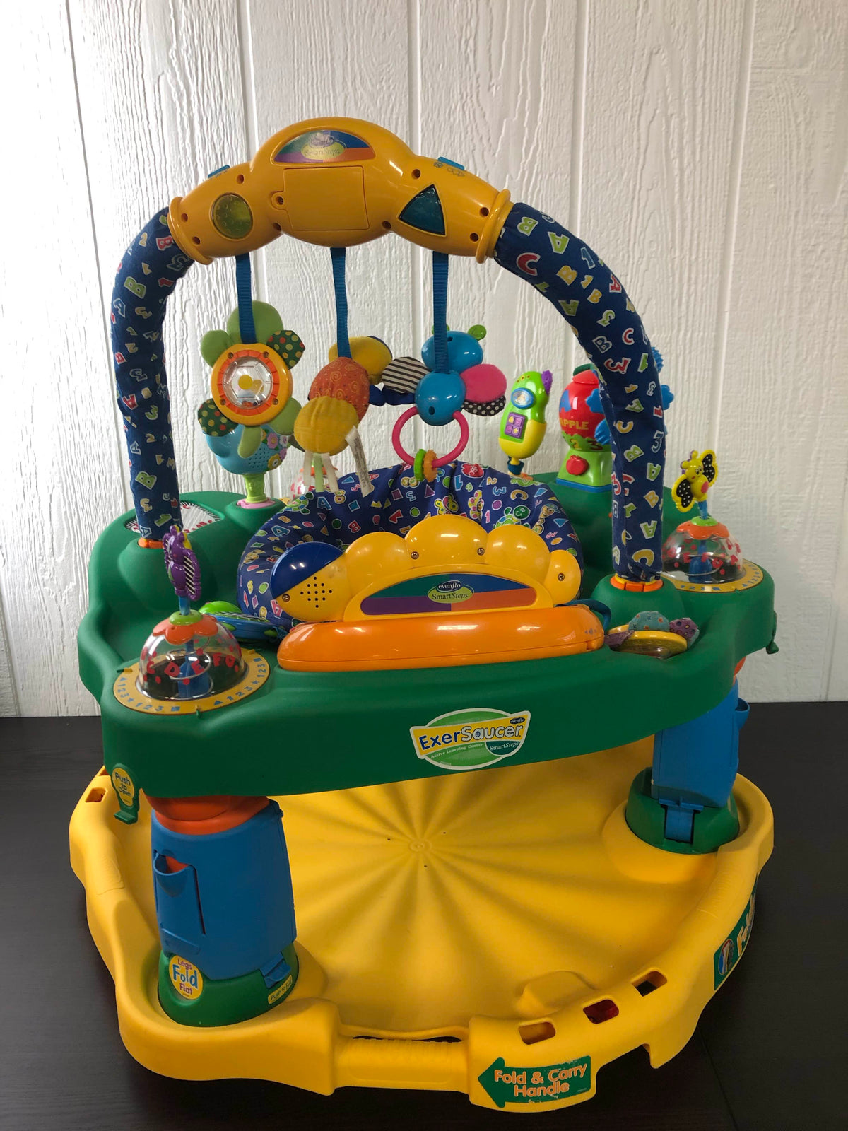 evenflo switcheroo toys Evenflo Portable Fun Ultrasaucer