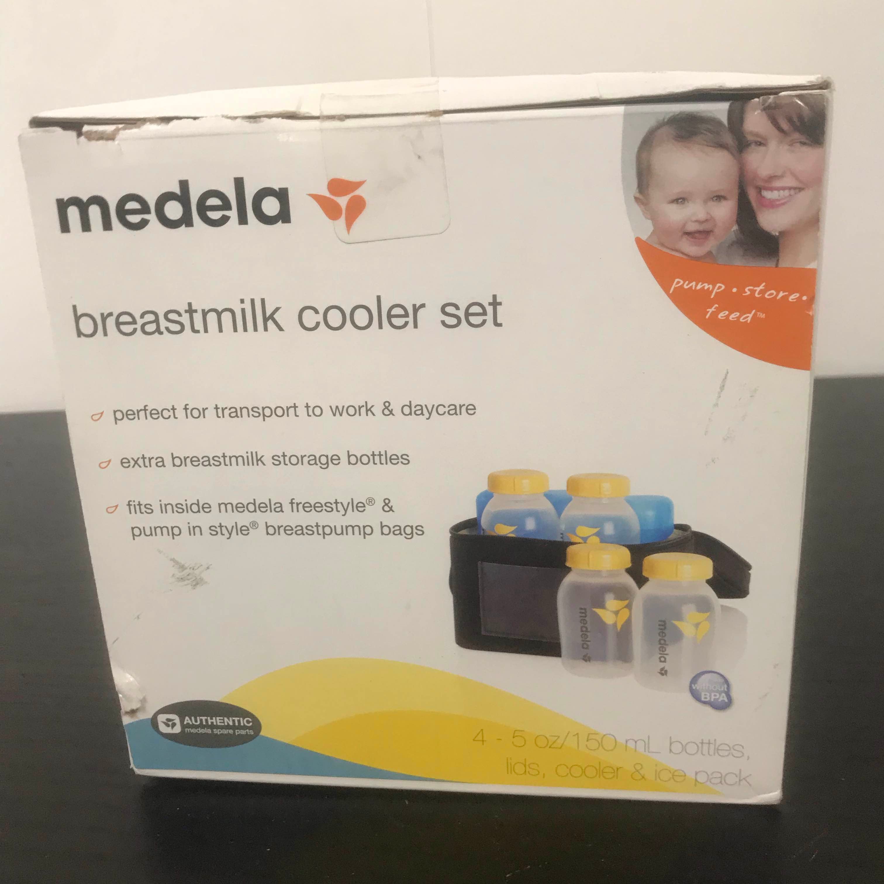 Medela Cooler Bag with 150 ml BPA-free bottles - Set of 4 storage