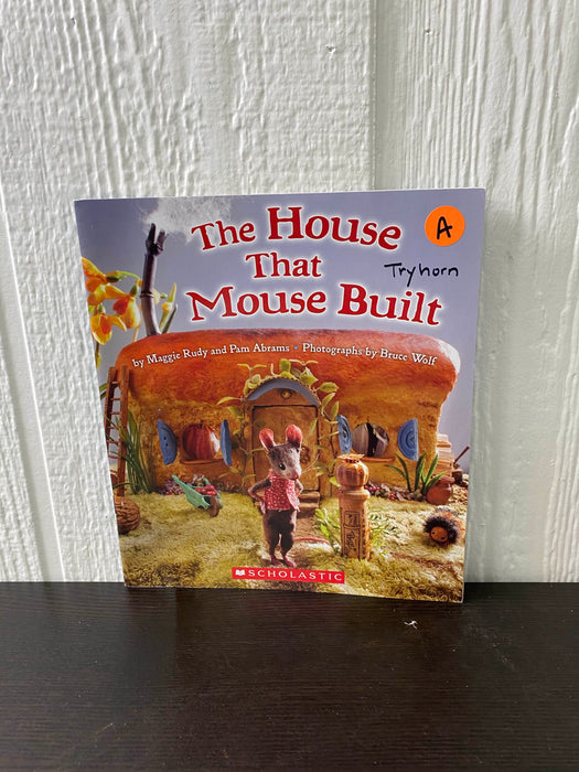 Shop BUNDLE Board Books at GoodBuy Gear