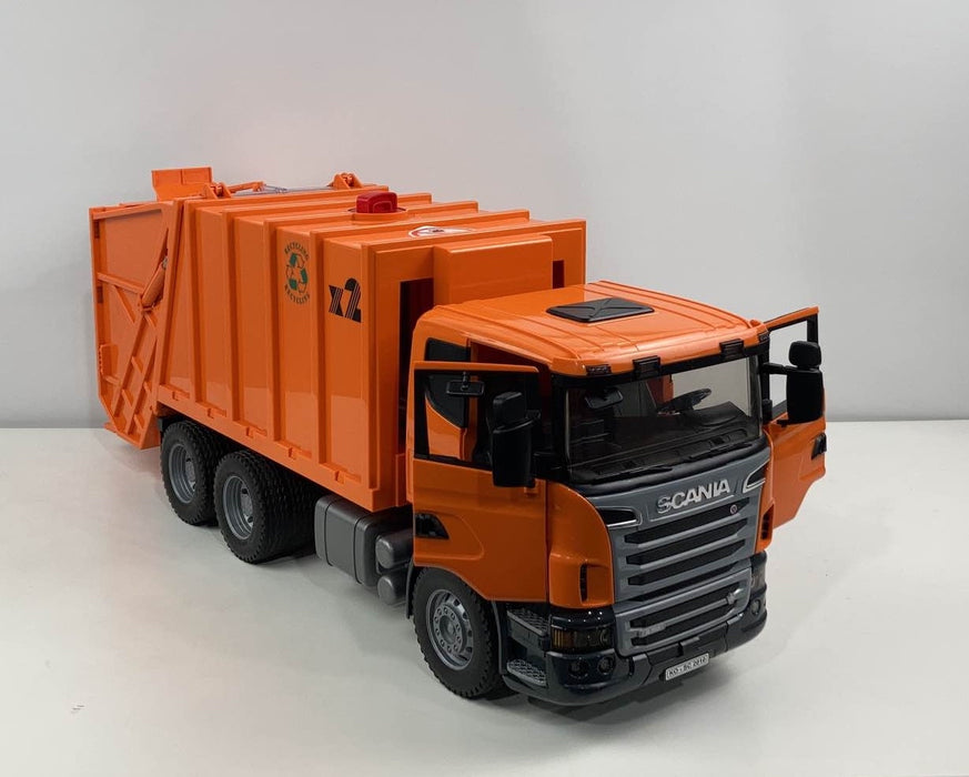 secondhand Pretend Play