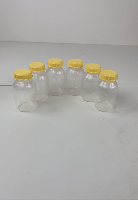 secondhand Medela Breast Milk Collection and Storage Bottles with Solid Lids - 6pk/5oz