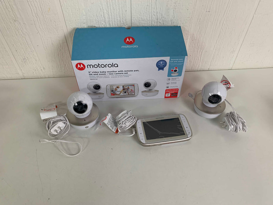 used Motorola 5” Portable Video Baby Monitor, 2 camera set