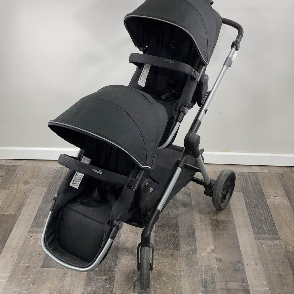 Hotel Kalinga Evenflo Pivot Xpand Stroller Second Seat Evenflo Pivot Xpand  Modular Travel System Stroller, Stallion