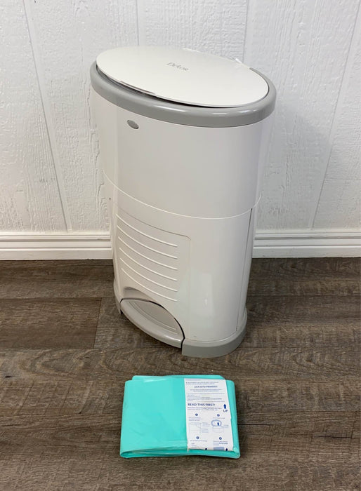 Shop Diaper Dekor Classic Diaper Pail, White at GoodBuy Gear