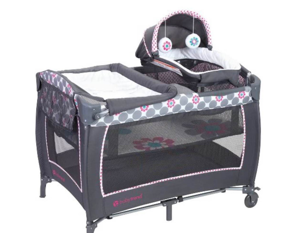 Baby Trend Lil Snooze Deluxe II Nursery Center, Daisy Dot