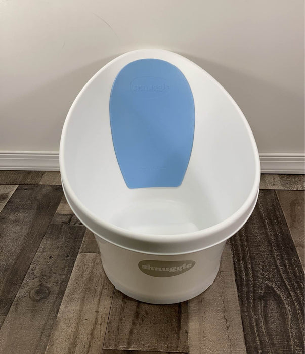 Shop Beaba Shnuggle Baby Bath, White/Blue at GoodBuy Gear