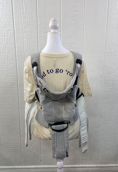 used BabyBjorn Baby Carrier Active