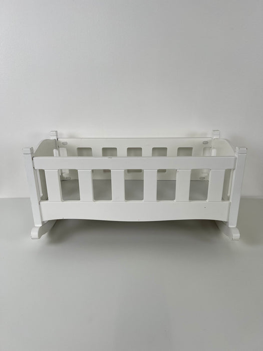 used Melissa & Doug Mine To Love Doll Crib