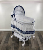 used Delta Children Deluxe Gliding Bassinet