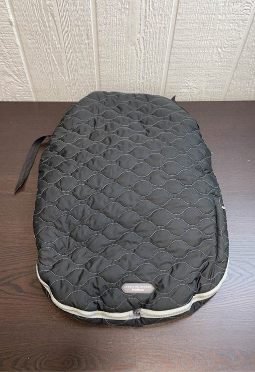 used JJ Cole Urban BundleMe, Infant