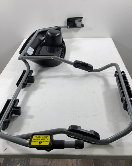 used BOB Duallie Car Seat Adapter And Snack Tray For Graco