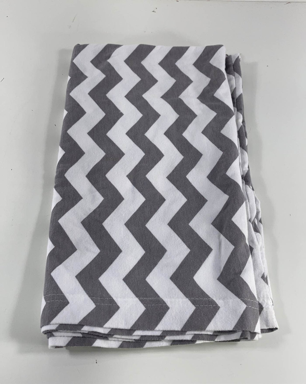 Itzy Ritzy Breastfeeding Scarf — GoodBuy Gear