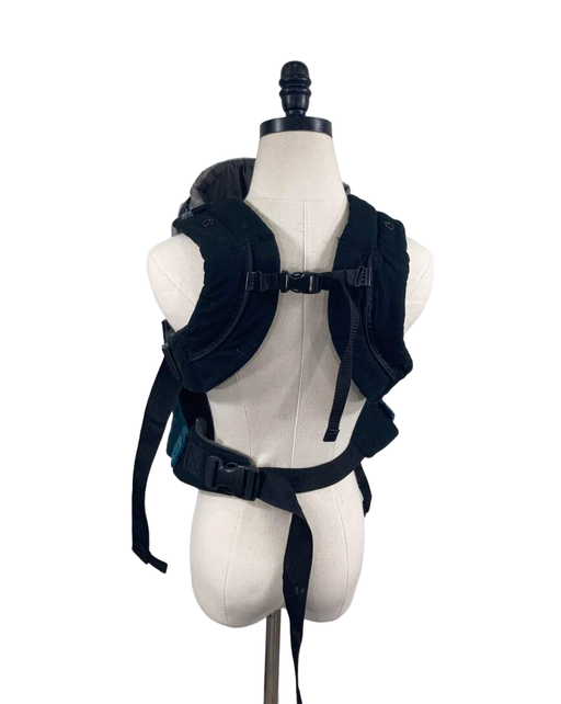 secondhand Infantino Go Forward 4-in-1 Evolved Ergonomic Carrier