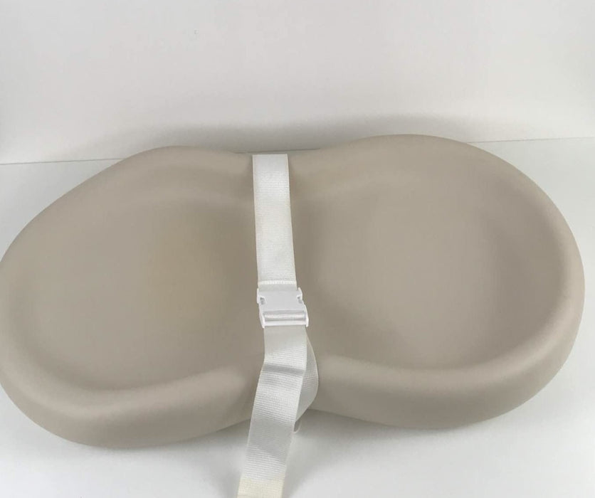 Shop Keekaroo Peanut Changing Pad, Vanilla at GoodBuy Gear