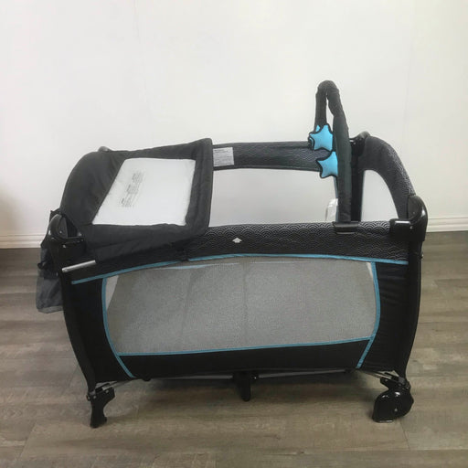 used Evenflo Portable BabySuite Playard