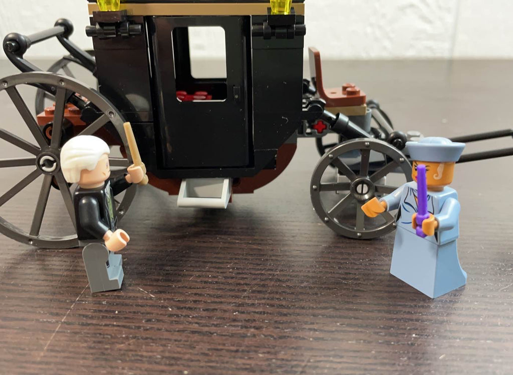LEGO Fantastic Beasts Grindelwald’s Escape Building Kit