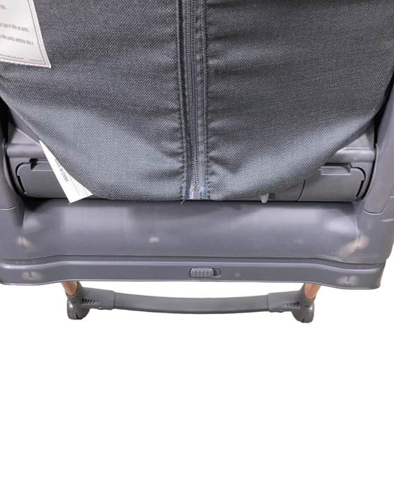 Shop Maxi-Cosi Minla 6-in-1 High Chair, Essential Graphite at GoodBuy Gear
