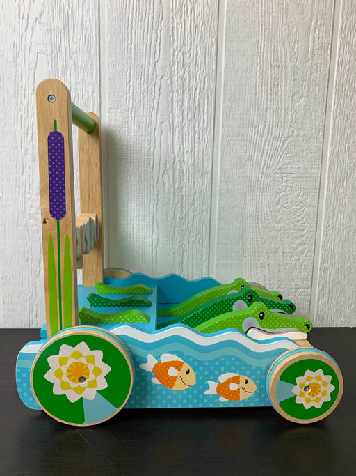 secondhand Melissa & Doug Chomp and Clack Alligator Push Toy