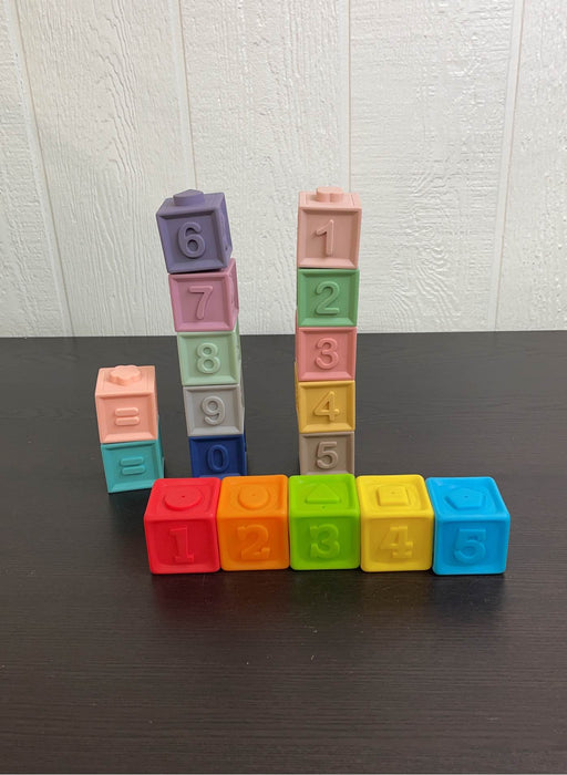 used PlayGo Soft Stacking Wonder Blocks