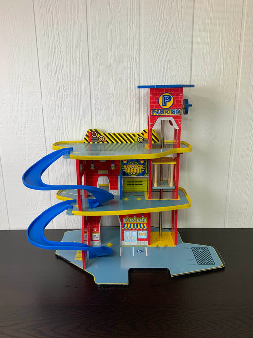 secondhand KidKraft Deluxe Garage Set