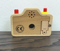 secondhand Janod Wooden Pretend Camera With Sound And Flash