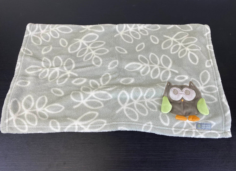 secondhand Blankets & Beyond Fleece Blanket