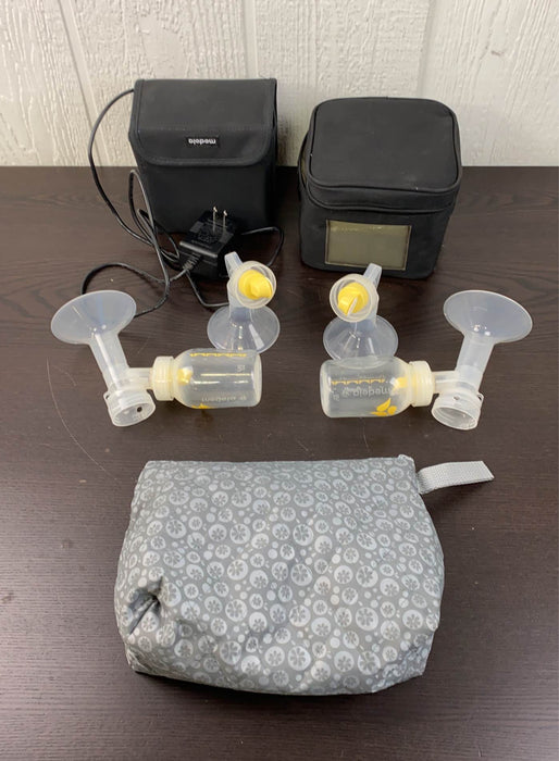 Shop Medela Pump In Style Advanced Breast Pump, With Accessories at GoodBuy Gear