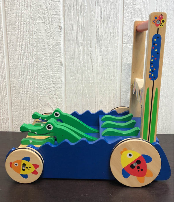 secondhand Melissa & Doug Chomp and Clack Alligator Push Toy