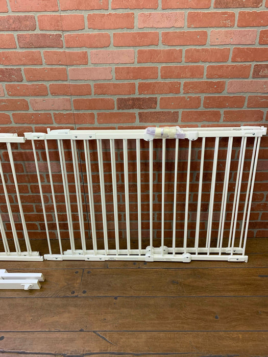 KidCo Angle Mount Safeway Gate