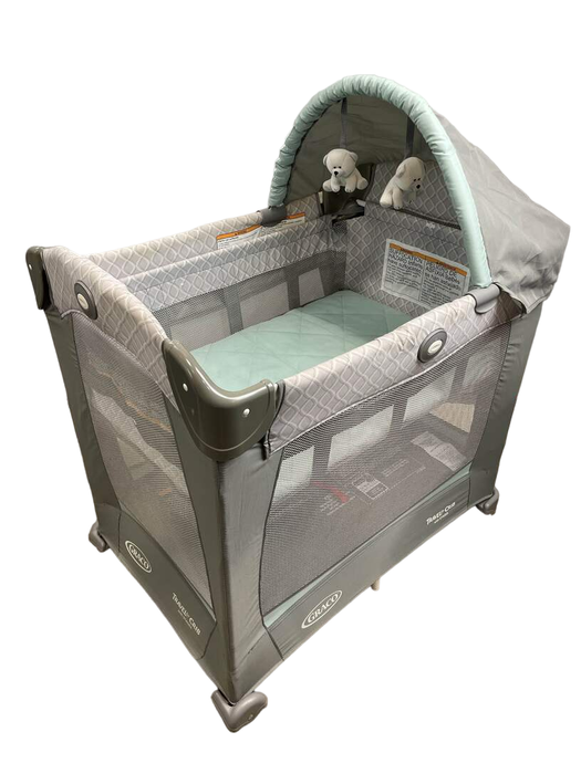 Graco Travel Lite Crib With Stages