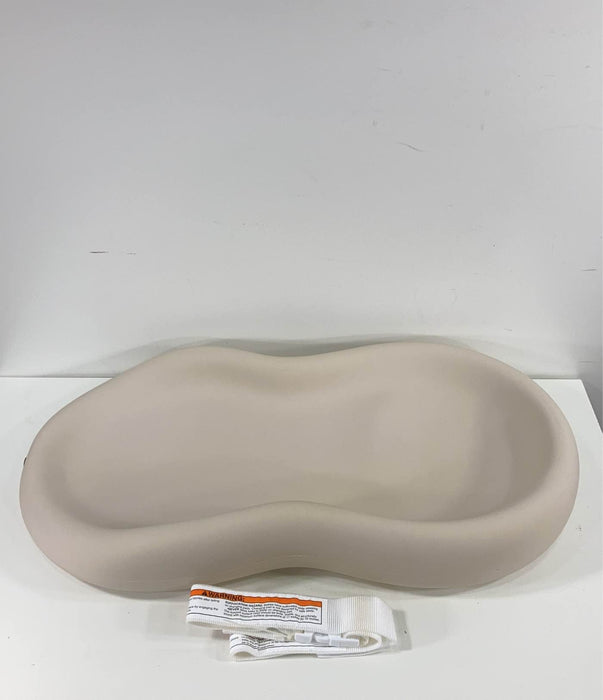 secondhand Keekaroo Peanut Changing Pad, Vanilla