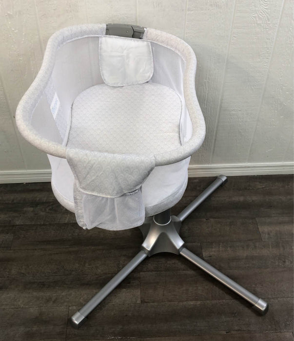 Shop Halo BassiNest Swivel Sleeper, Premiere Series at GoodBuy Gear