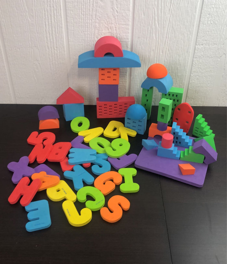 Munchkin Bath Letters and Numbers, With Blocks