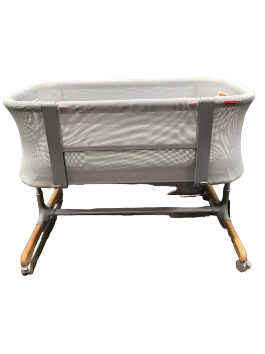 secondhand Skip Hop Cozy-Up 2-in-1 Bedside Sleeper and Bassinet