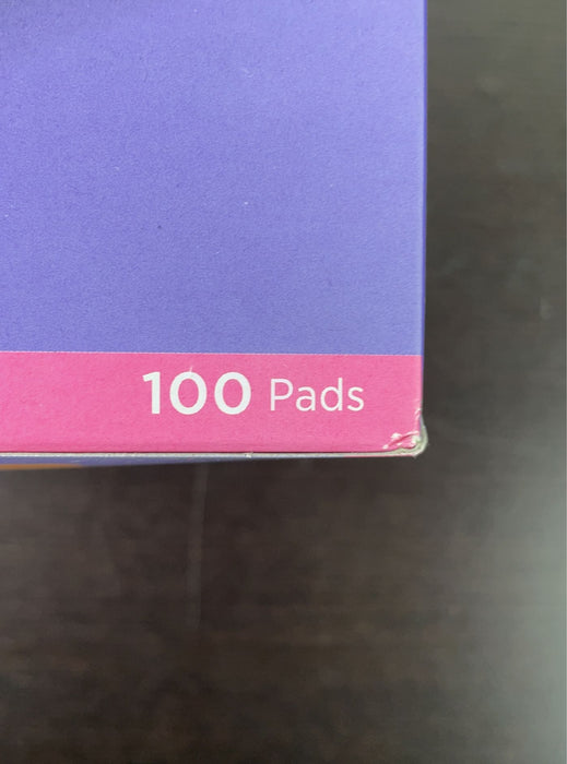 Shop Lansinoh Stay Dry Disposable Nursing Pads at GoodBuy Gear