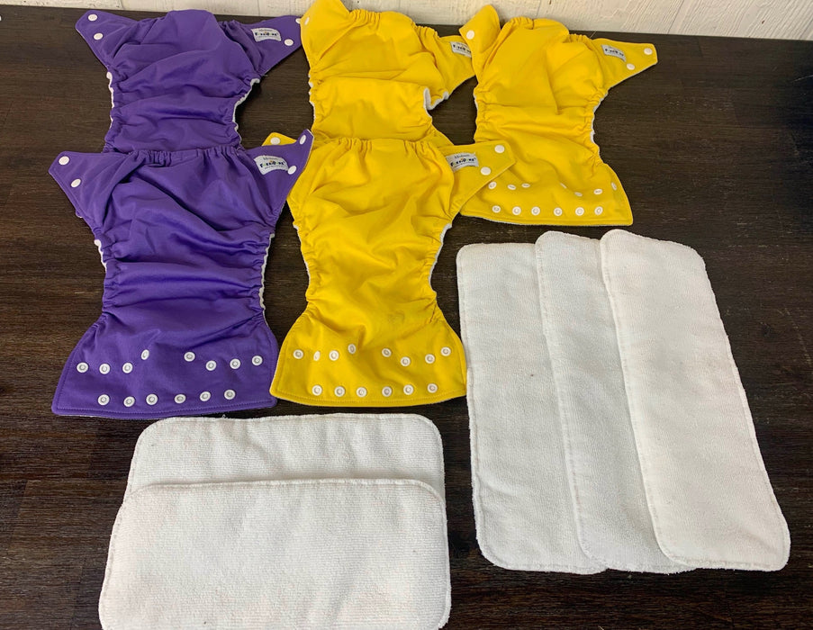 used BUNDLE FuzziBunz Diapers