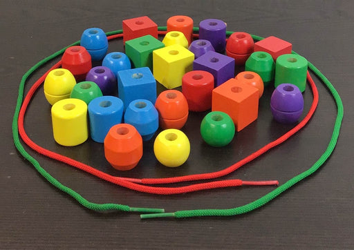 used Melissa & Doug Primary Lacing Beads