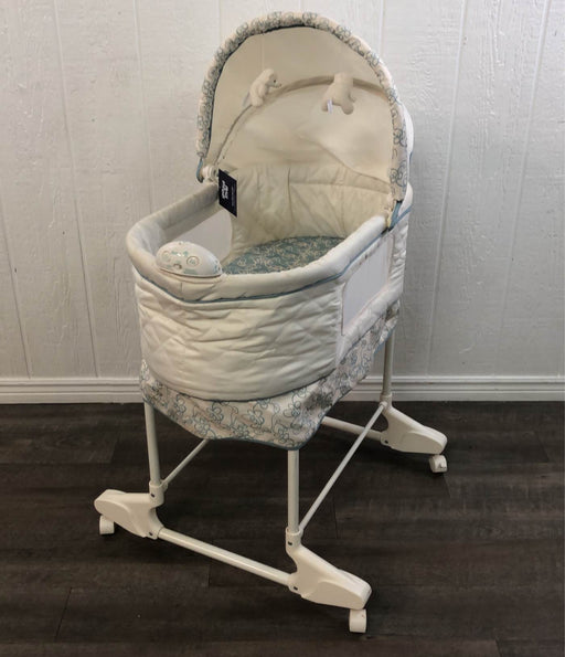 used Safety 1st Nod-A-Way Bassinet