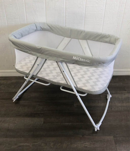 used MiClassic Rocking Bassinet One-second Fold Travel Crib