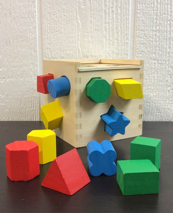 used Melissa & Doug Shape Sorter Cube
