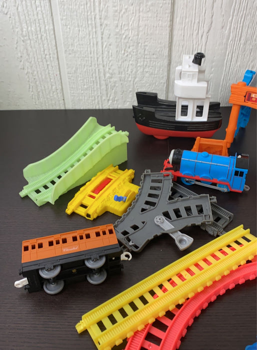 secondhand BUNDLE Trains And Tracks, Thomas & Friends