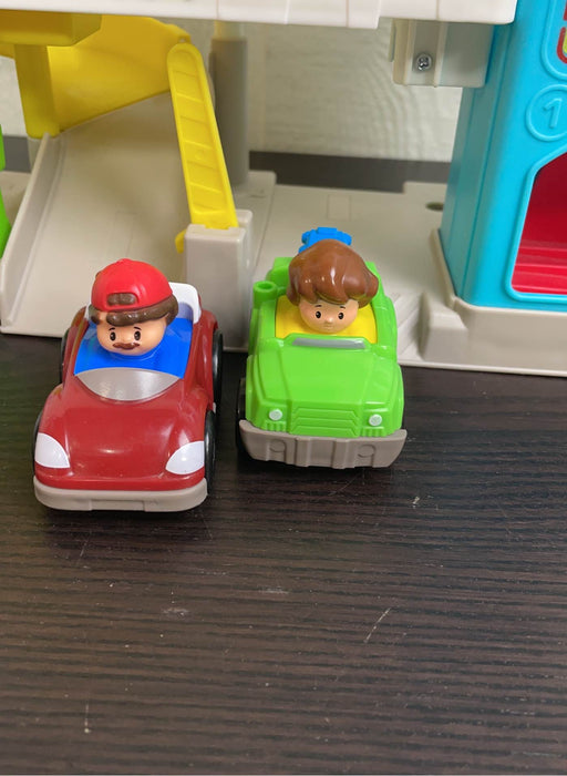 secondhand Fisher Price Little People Helpful Neighbors Wheelie Garage