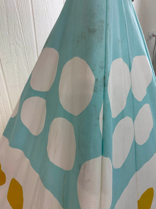 Crate & Kids Multi Dot Kids Teepee