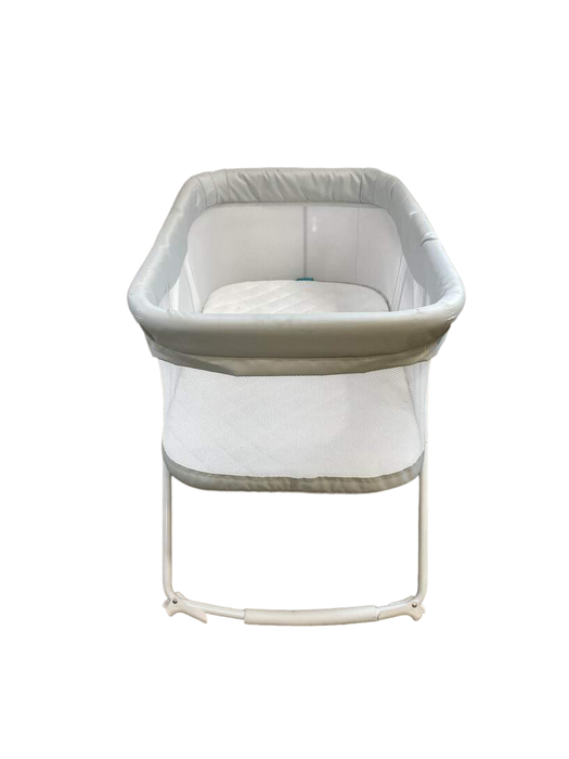 used MiClassic Rocking Bassinet One-second Fold Travel Crib