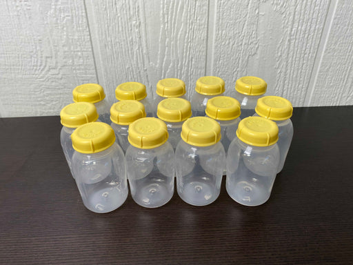 used BUNDLE Medela Bottles