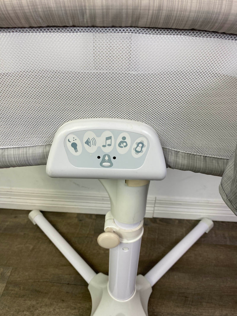 Halo BassiNest Swivel Sleeper Luxe Plus Series