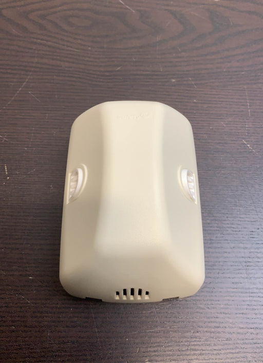 secondhand Safety 1st Outlet Cover With Cord Shortener