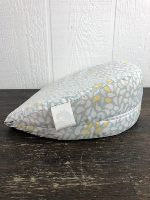 secondhand Boppy Pregnancy Wedge Pillow