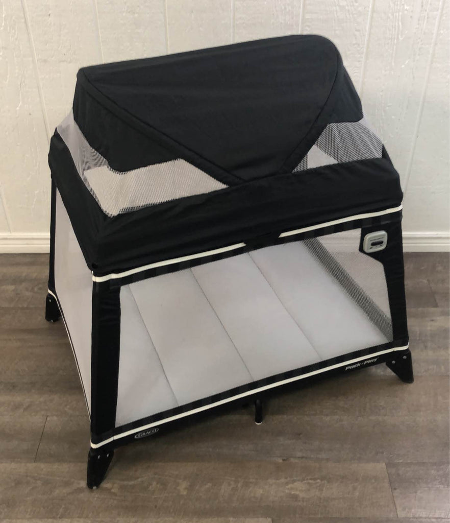 Graco Pack 'n Play Playard Jetsetter