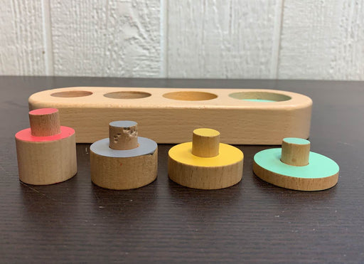 secondhand KiwiCo Tadpole and Koala Crate Kits